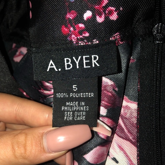 Floral skirt - Picture 2 of 3